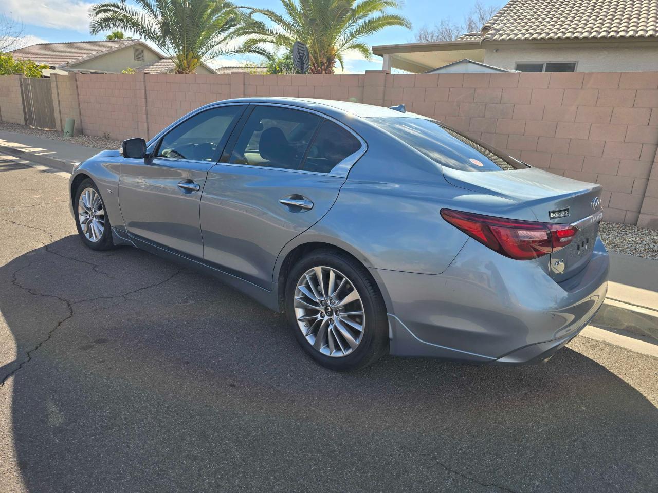 2018 INFINITI Q50 LUXE - Фото 3