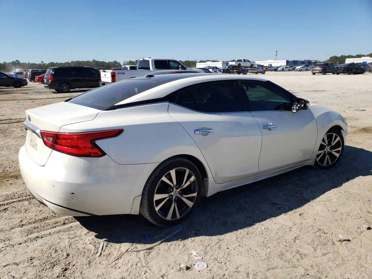 2017 NISSAN MAXIMA 3.5 - Фото 3