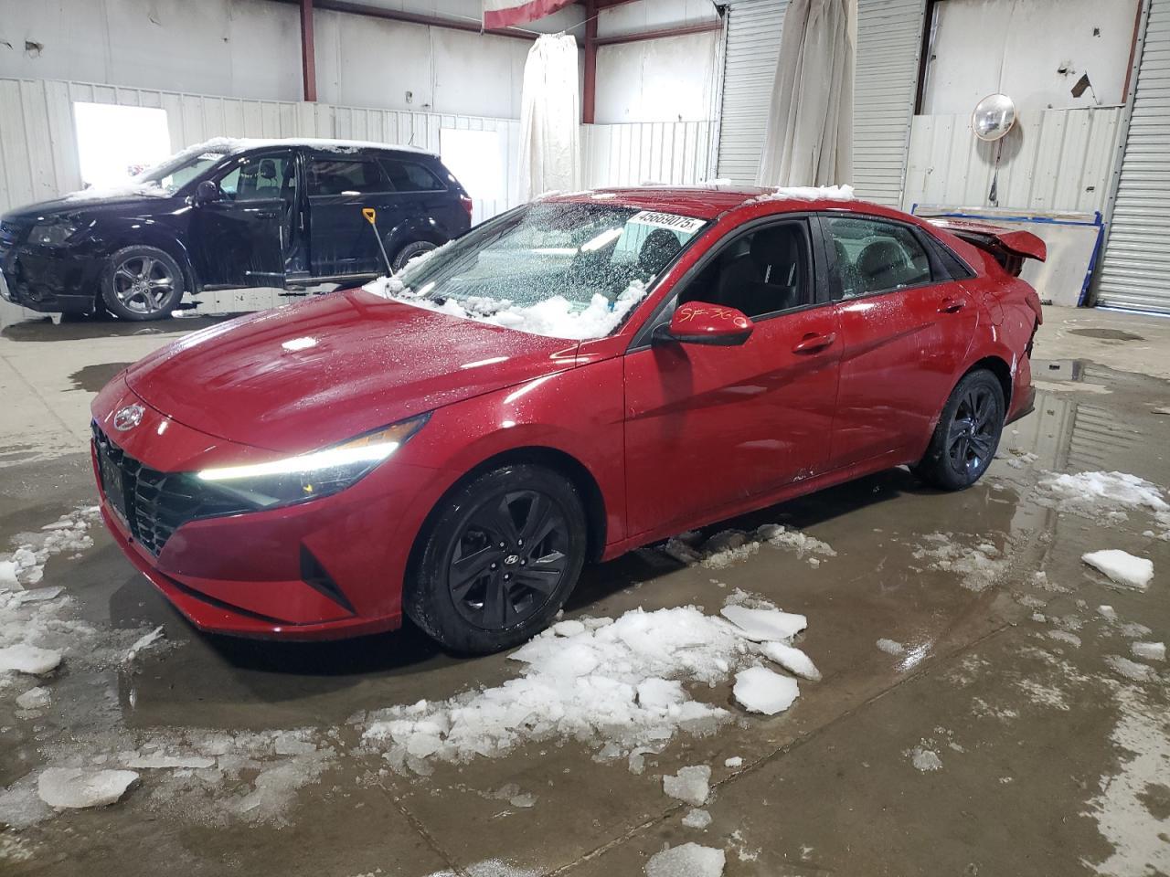 2022 HYUNDAI ELANTRA SE