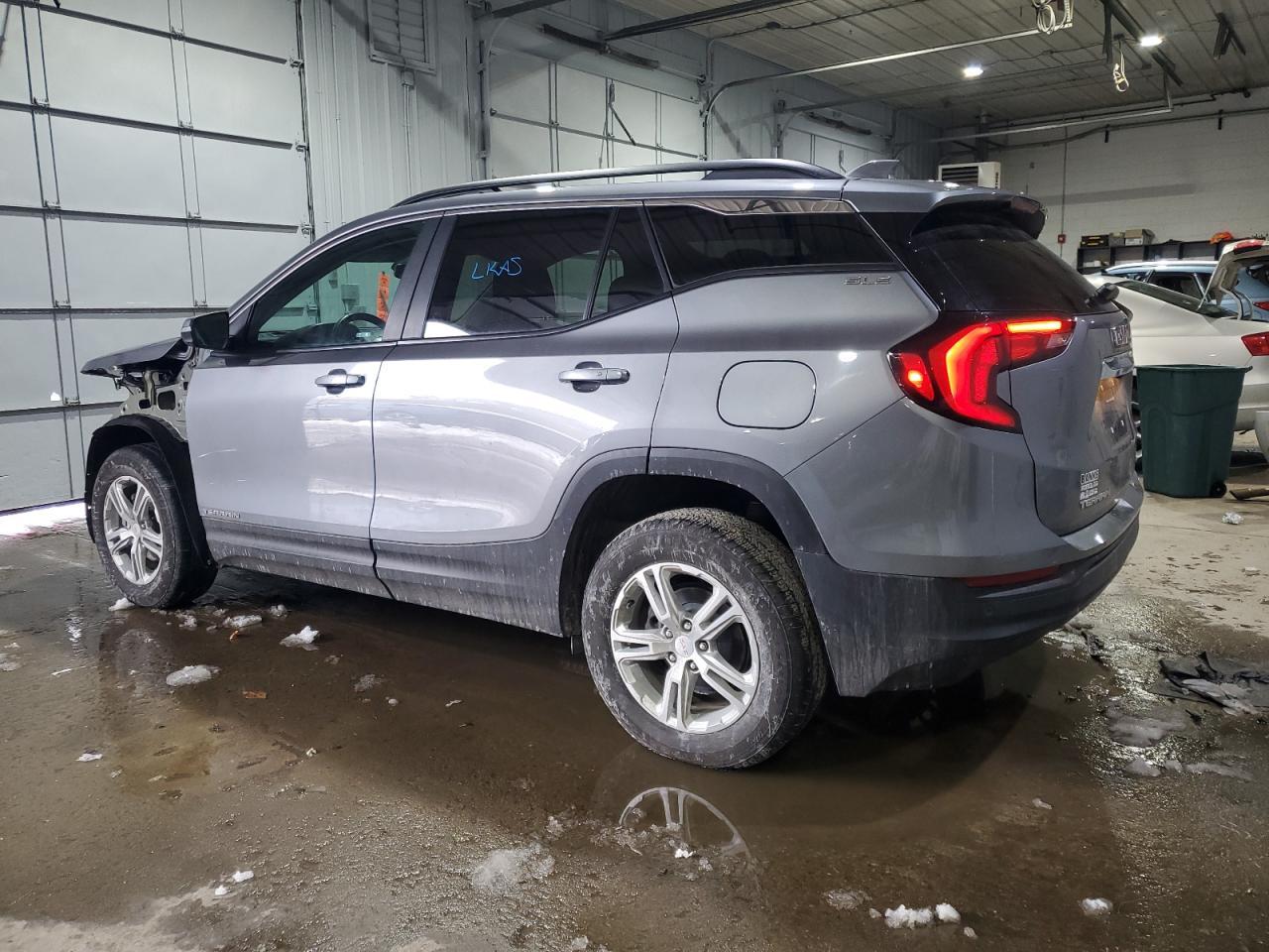 2021 GMC TERRAIN SL - Фото 2