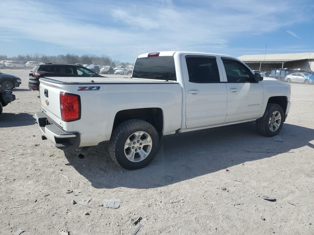 2016 CHEVROLET SILVERADO - Фото 3