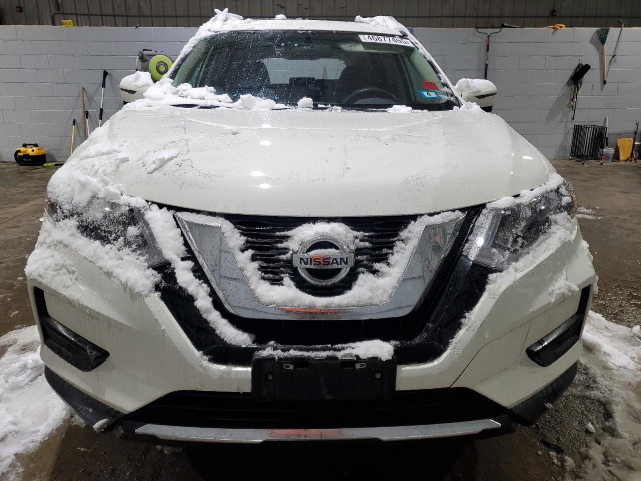 2017 NISSAN ROGUE S - Фото 5