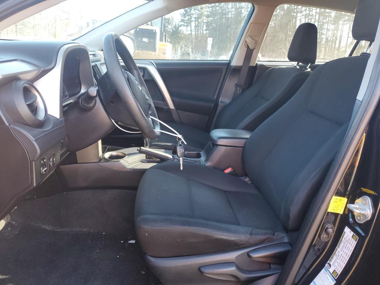 2014 TOYOTA RAV4 LE - Фото 7