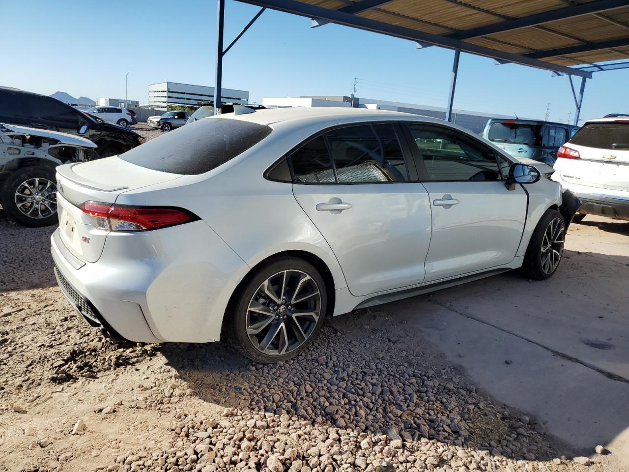 2020 TOYOTA COROLLA SE - Фото 3