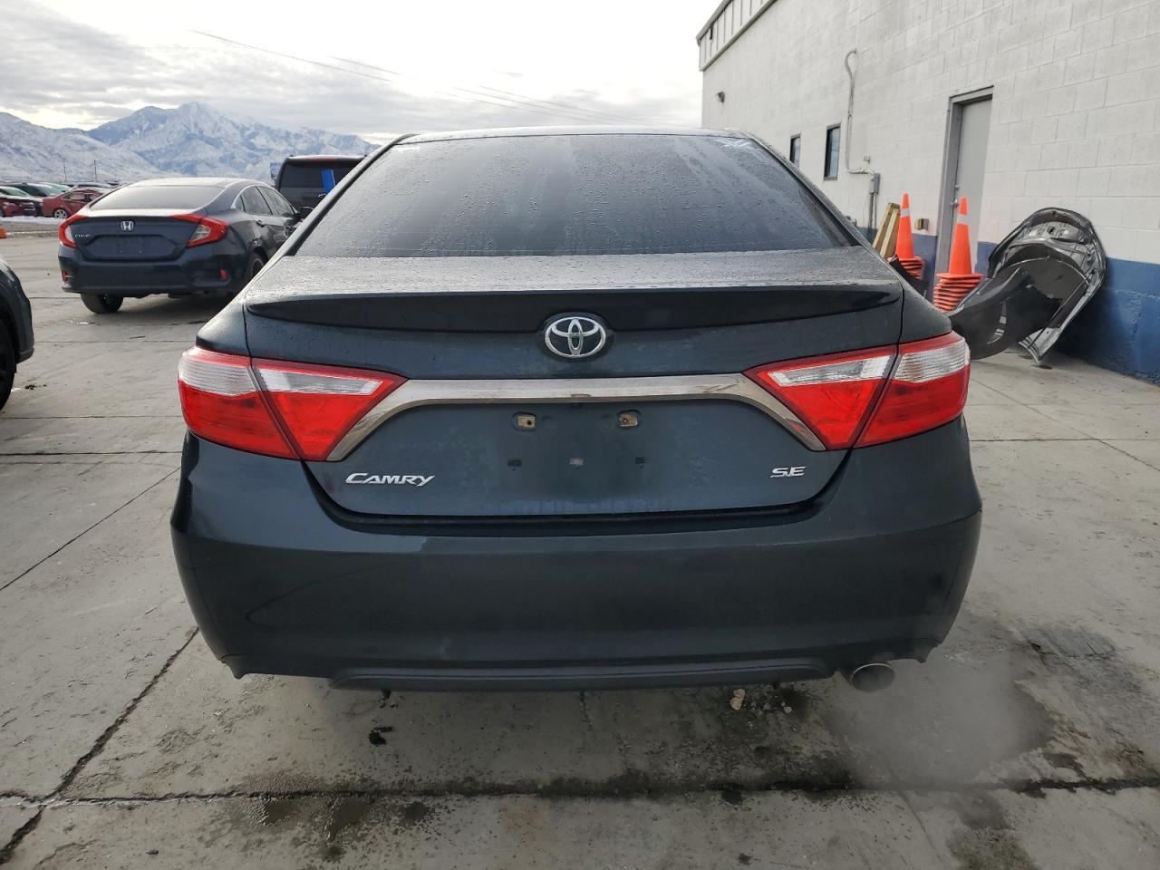 2017 TOYOTA CAMRY LE - Фото 6