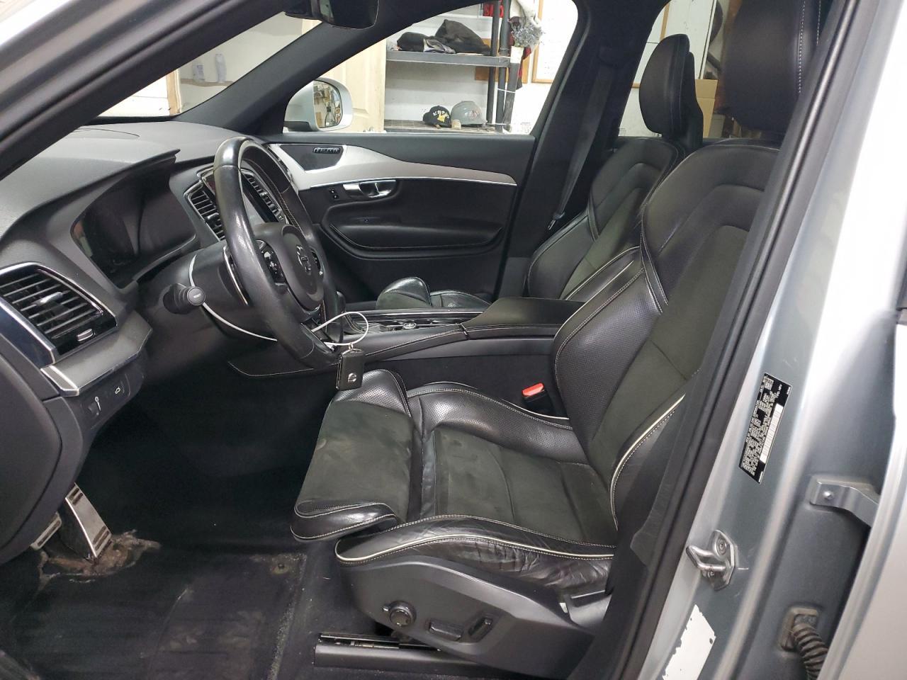 2016 VOLVO XC90 T6 - Фото 7