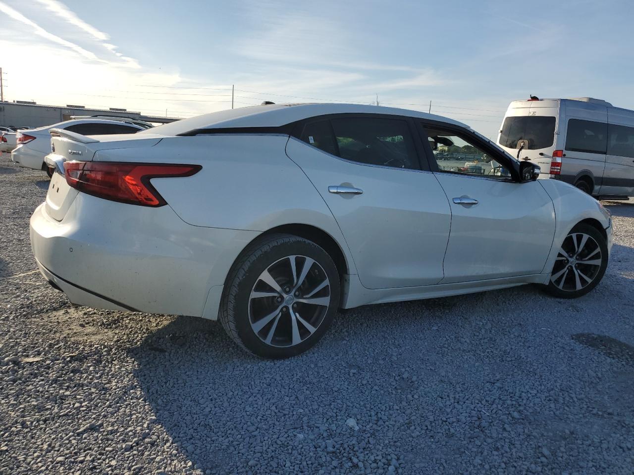2016 NISSAN MAXIMA 3.5 - Фото 3