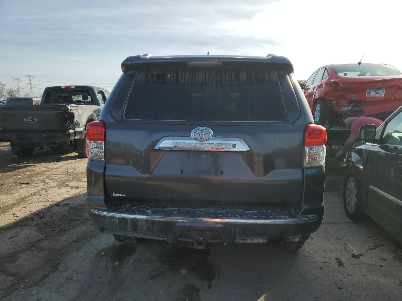 2011 TOYOTA 4RUNNER SR - Image 6