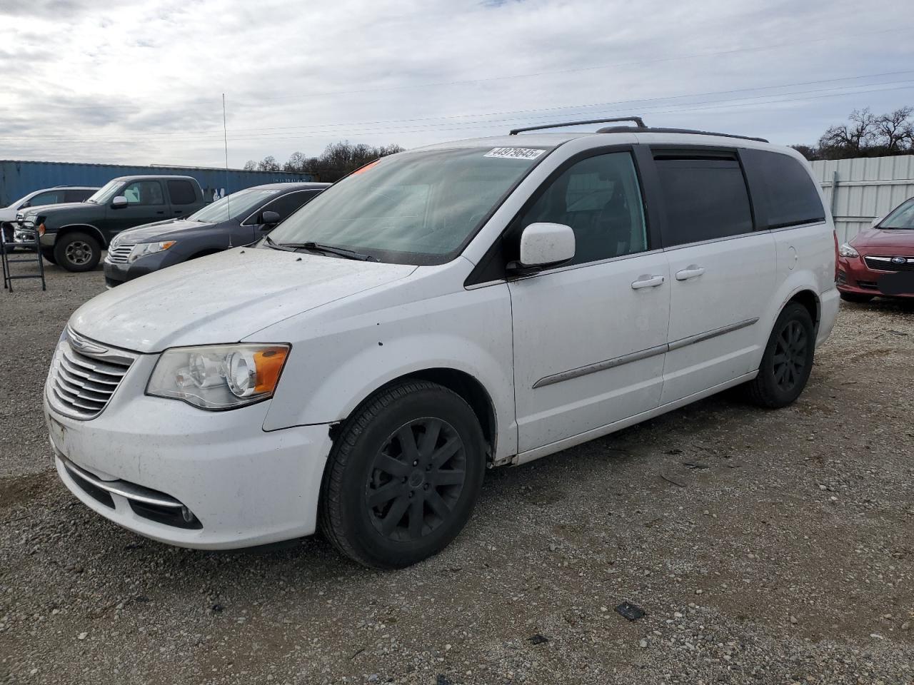 2014 CHRYSLER TOWN & COU