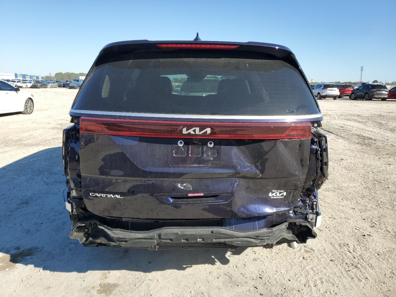 2024 KIA CARNIVAL L - Фото 6