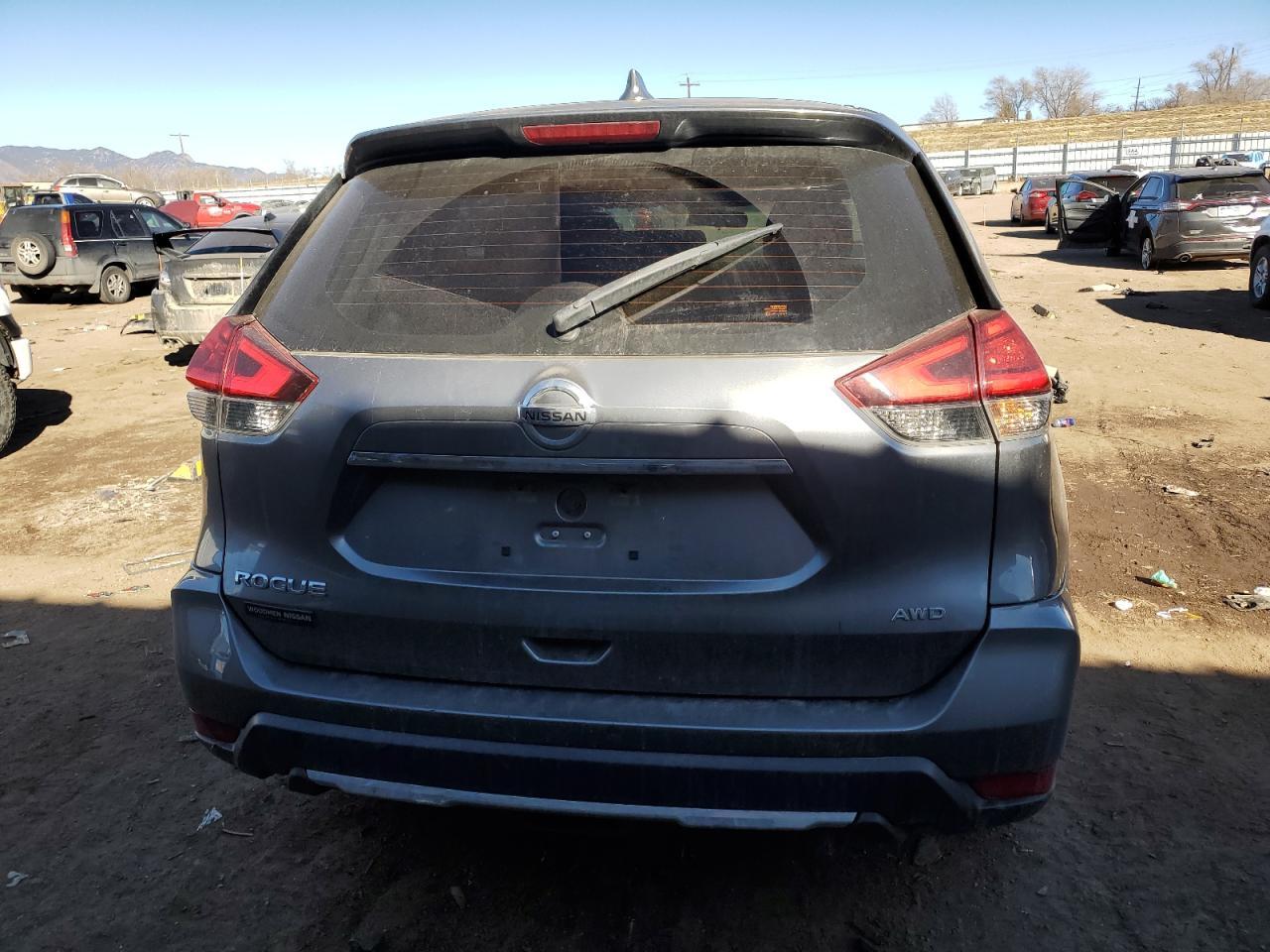 2017 NISSAN ROGUE S - Image 6