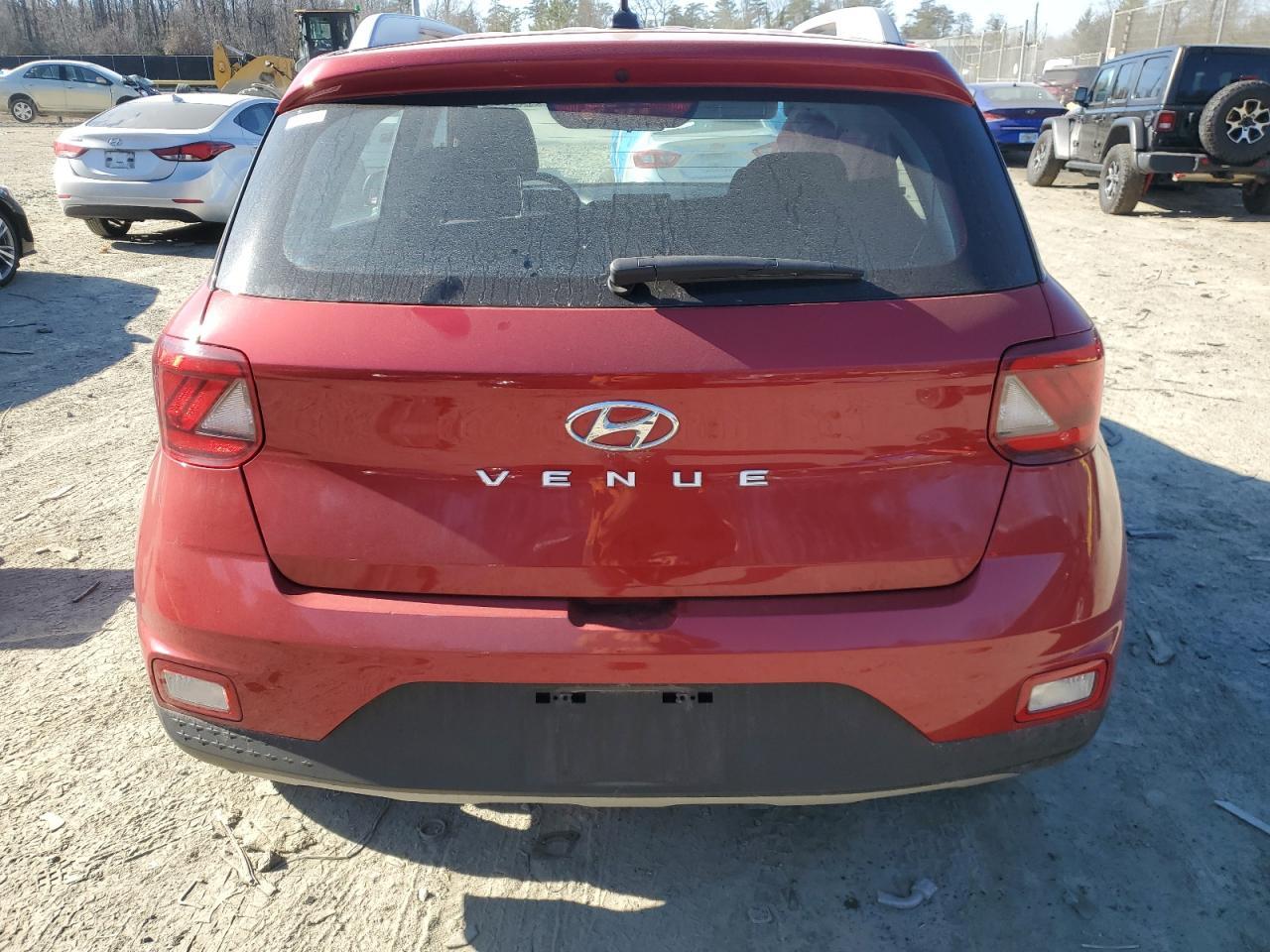 2023 HYUNDAI VENUE SEL - Фото 6