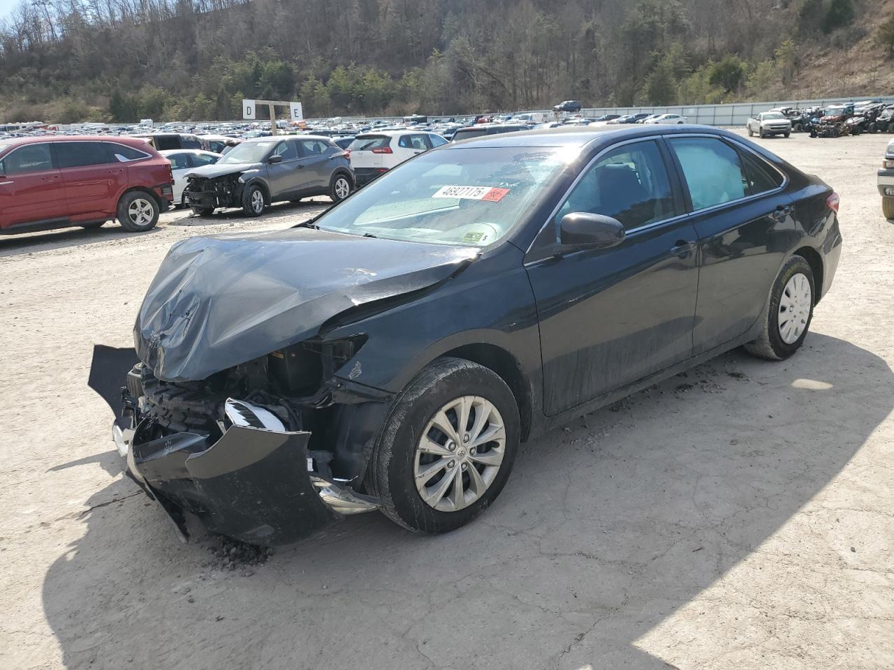 2016 TOYOTA CAMRY LE