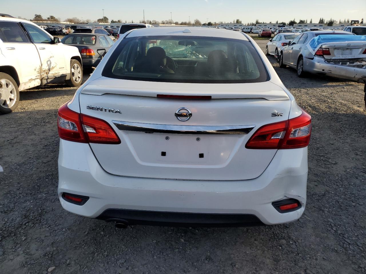 2016 NISSAN SENTRA S - Фото 6