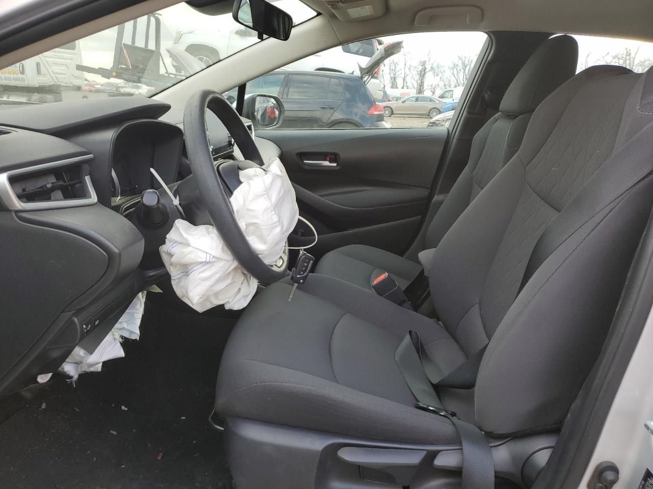 2021 TOYOTA COROLLA LE - Фото 7