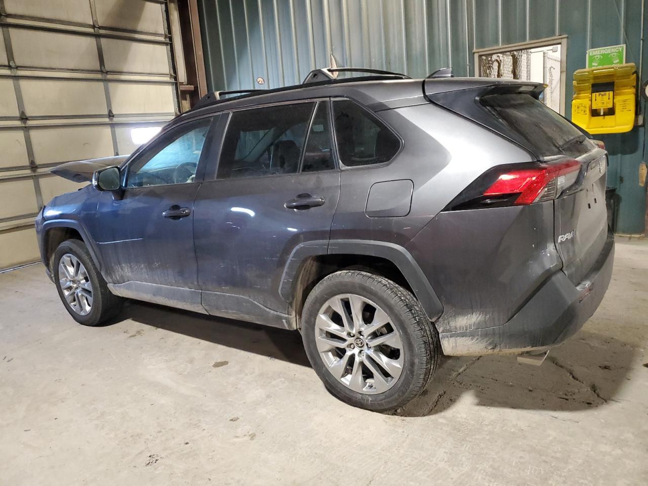2024 TOYOTA RAV4 XLE P - Image 2