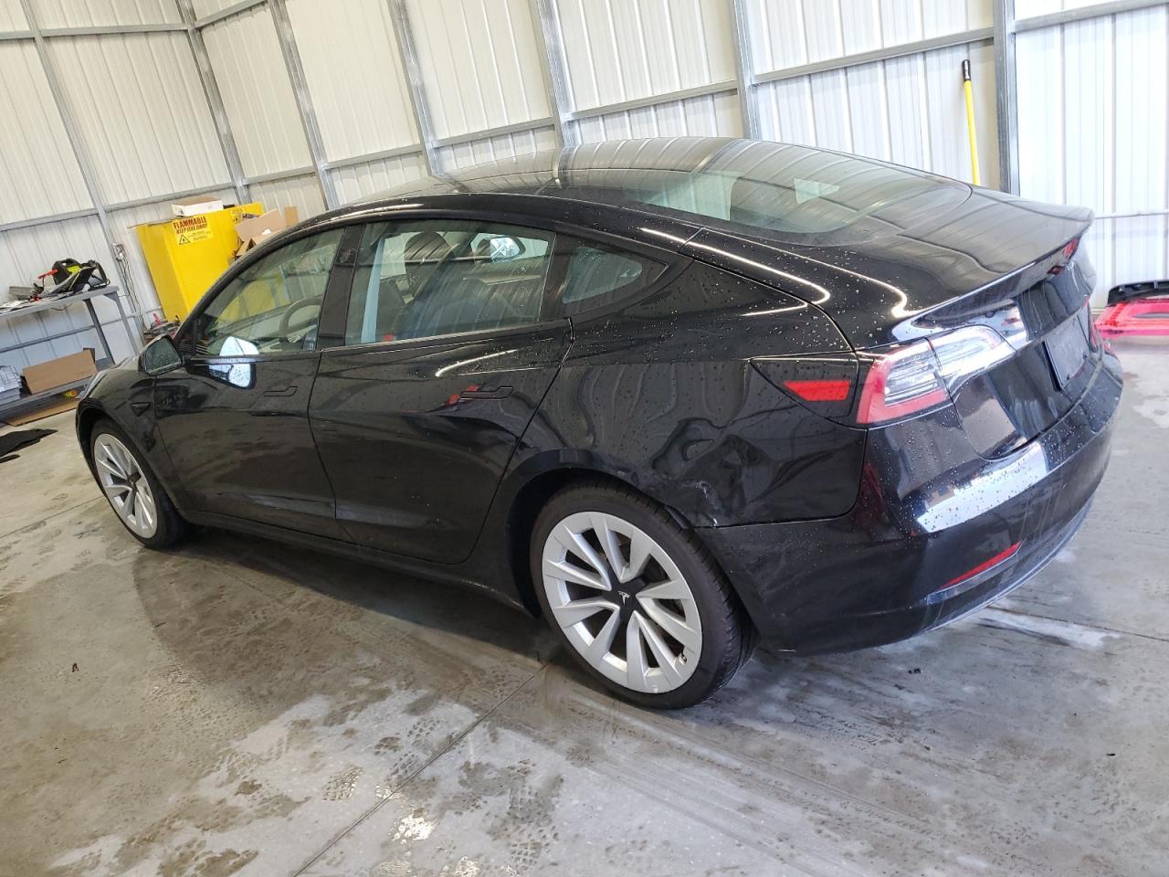 2023 TESLA MODEL 3 - Фото 2
