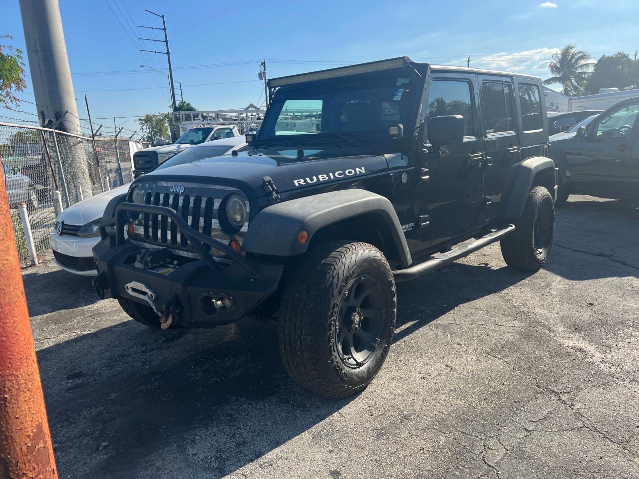 2010 JEEP WRANGLER U - Image 2