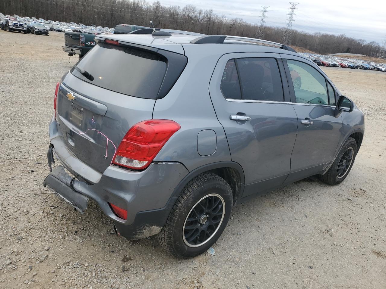 2019 CHEVROLET TRAX 1LT - Фото 3