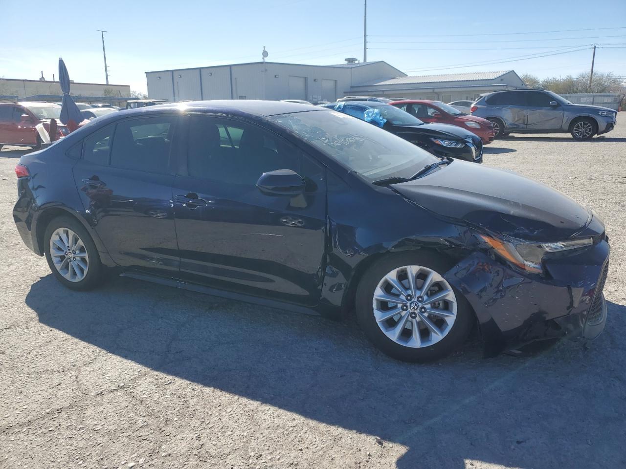 2021 TOYOTA COROLLA LE - Фото 4