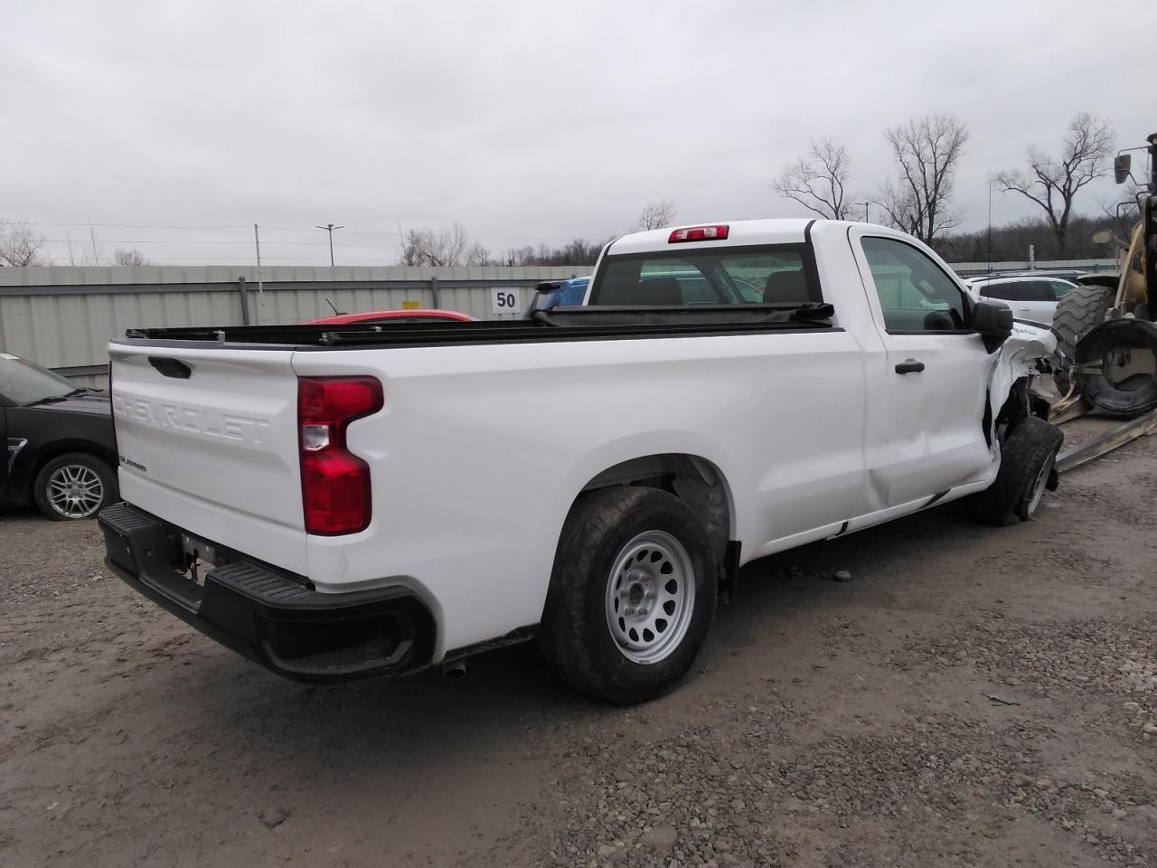 2021 CHEVROLET SILVERADO - Фото 3