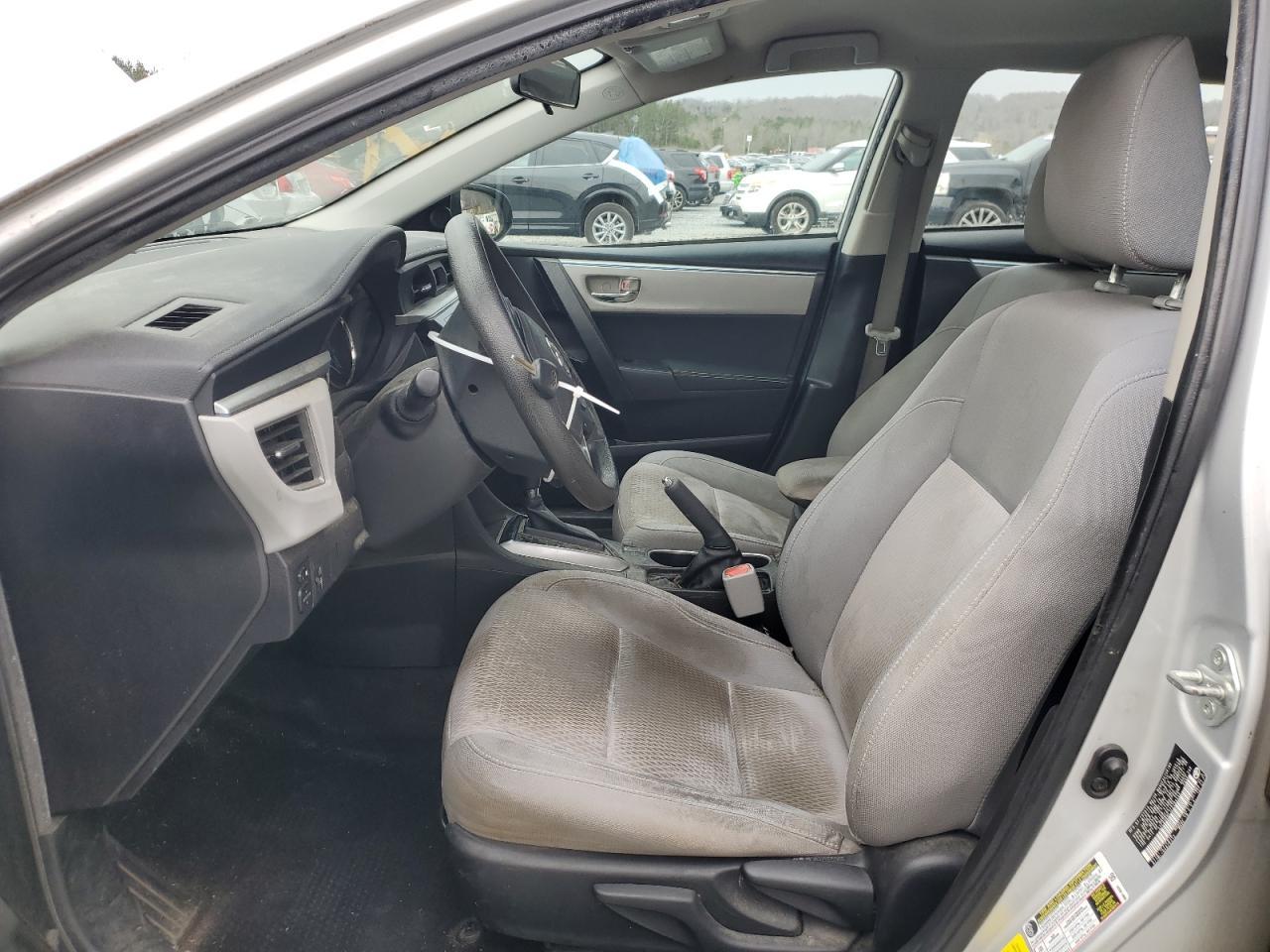 2015 TOYOTA COROLLA L - Фото 7