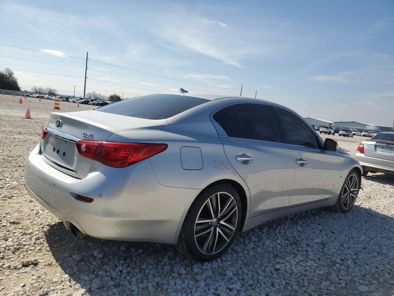 2015 INFINITI Q50 BASE - Фото 3