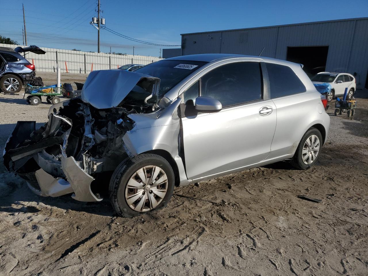2012 TOYOTA YARIS