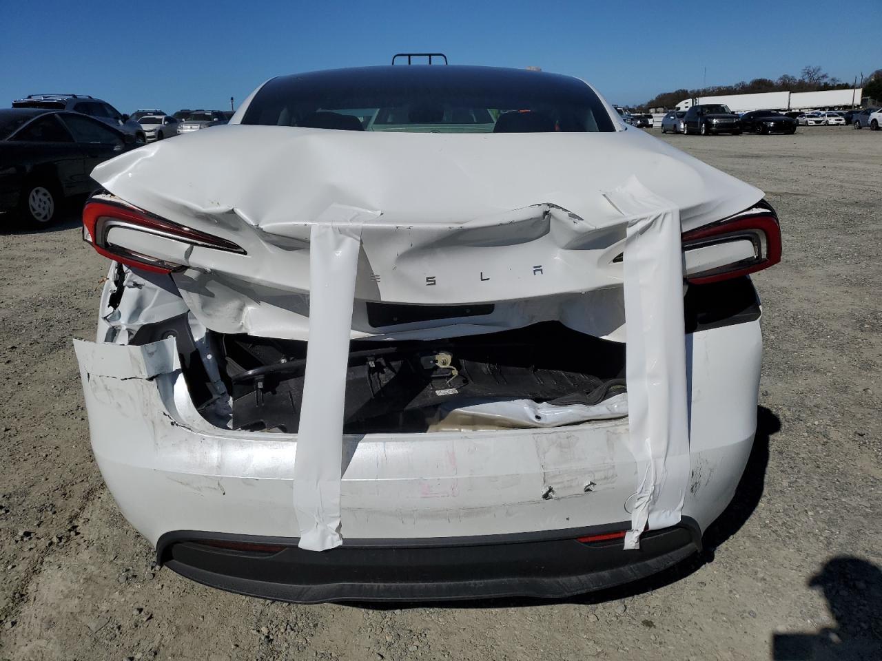 2024 TESLA MODEL 3 - Image 6