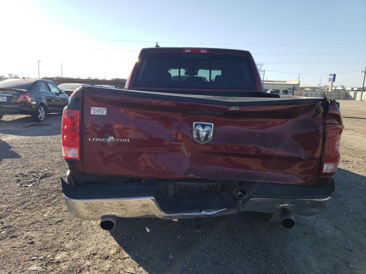 2017 RAM 1500 SLT - Image 6