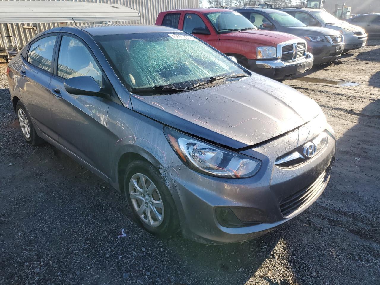 2014 HYUNDAI ACCENT GLS - Image 4