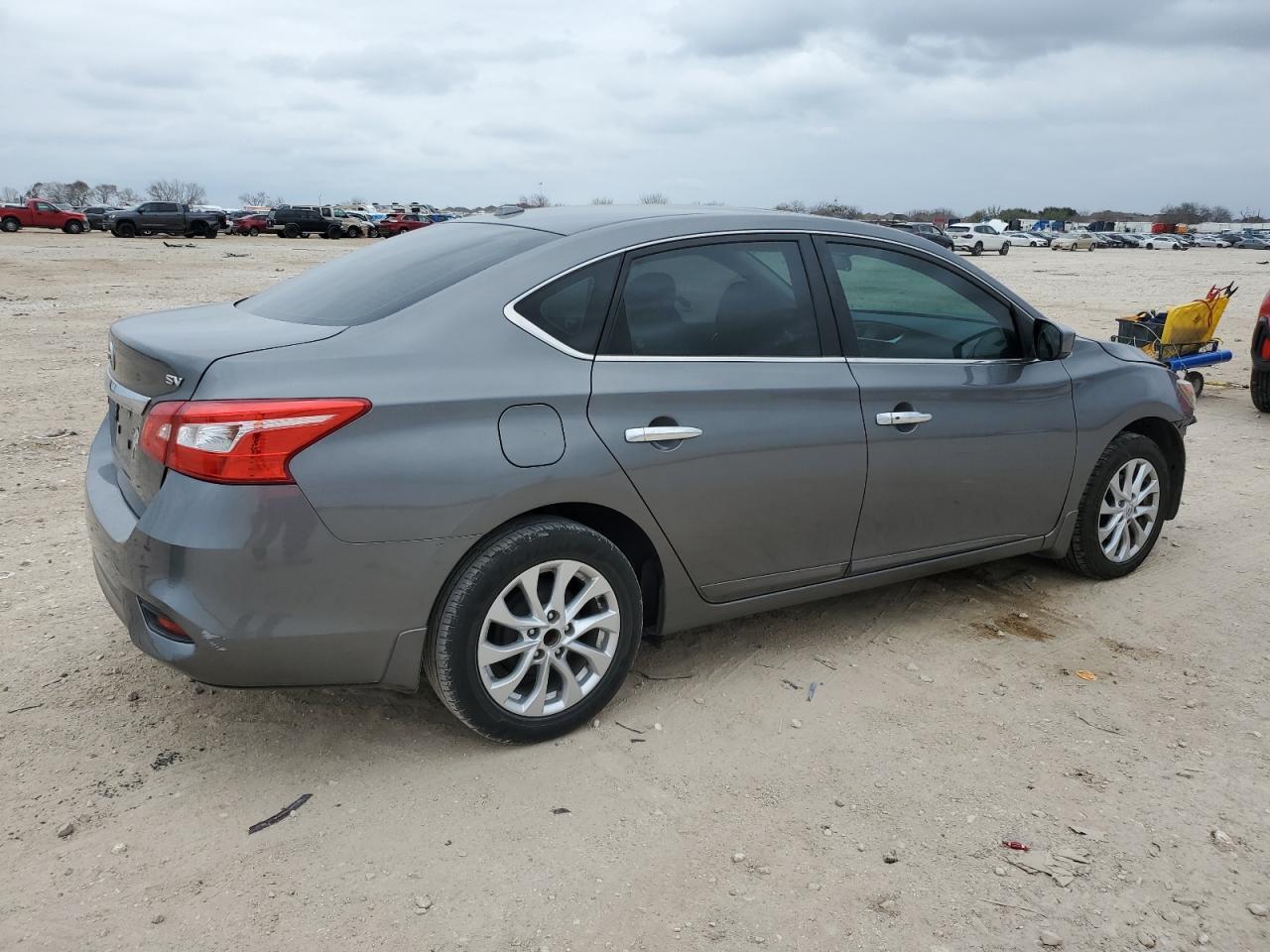 2017 NISSAN SENTRA S - Фото 3