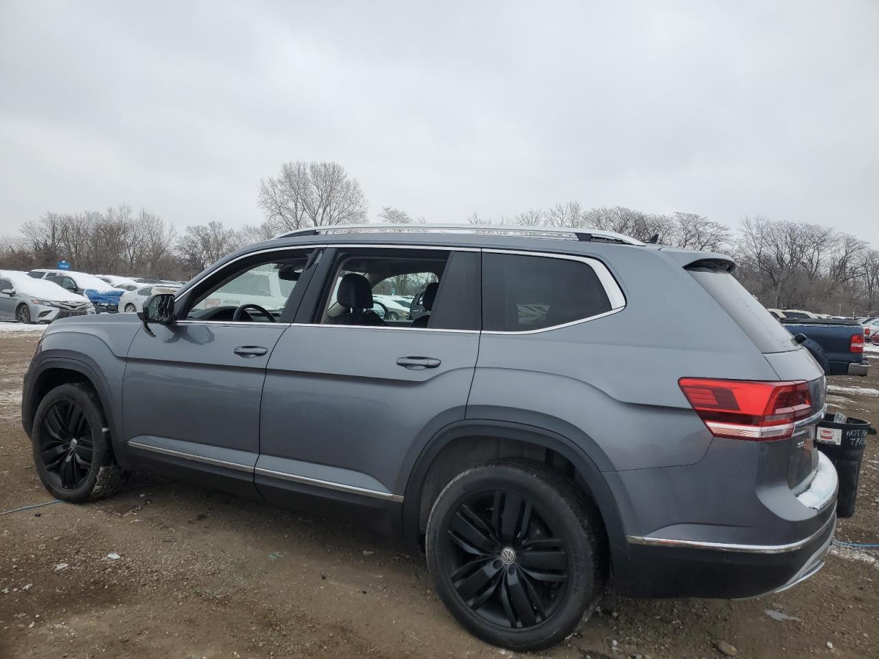 2019 VOLKSWAGEN ATLAS SEL - Фото 2
