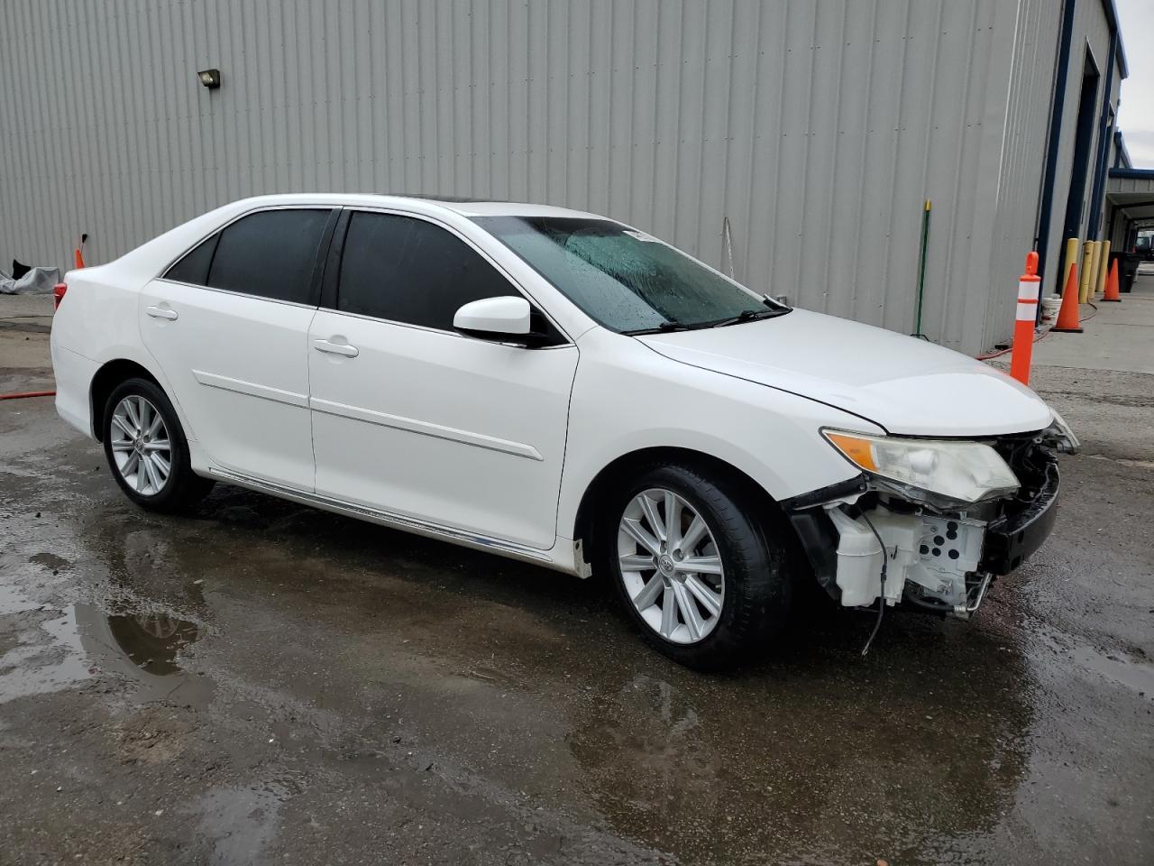 2014 TOYOTA CAMRY L - Фото 4