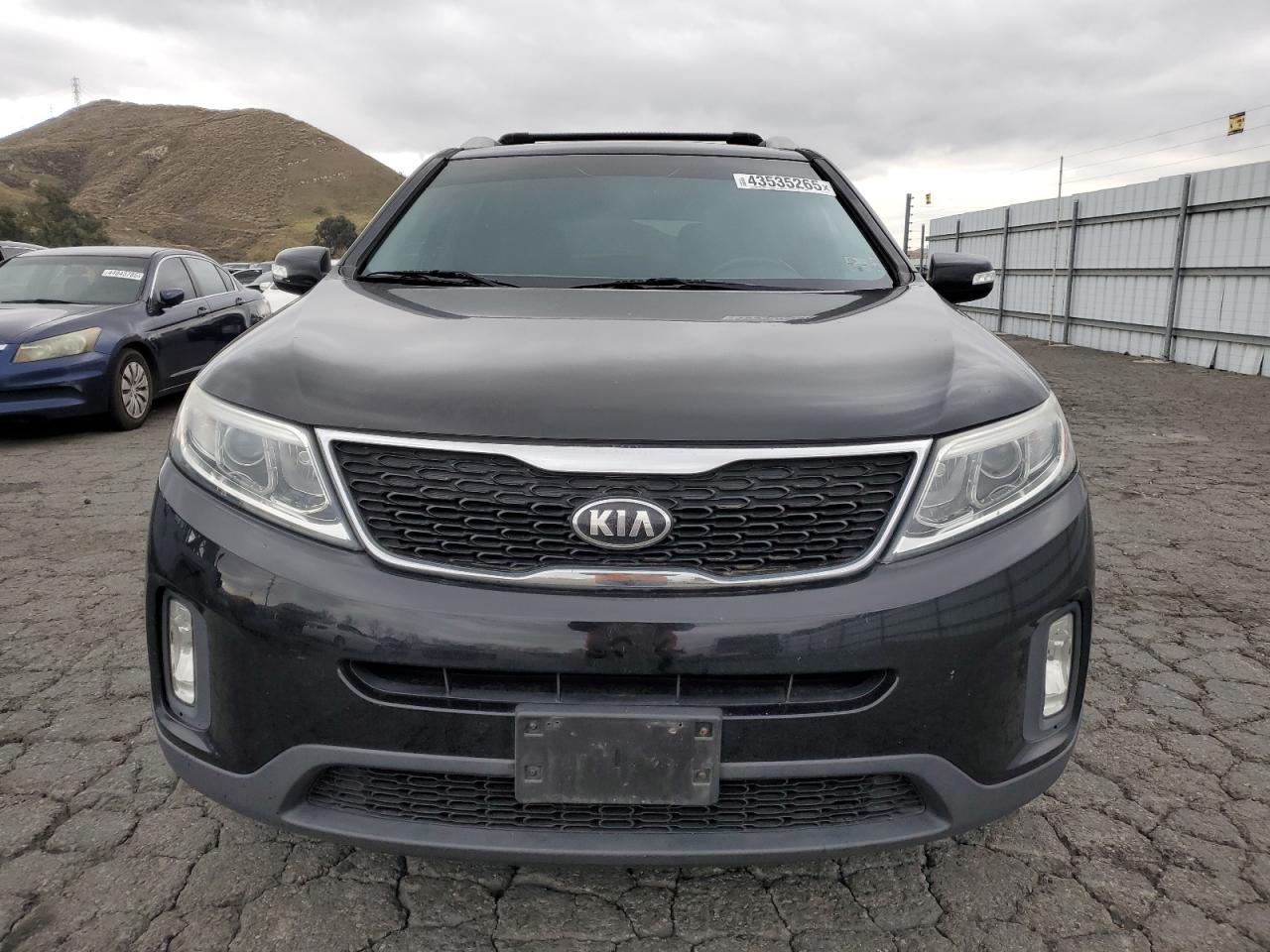 2015 KIA SORENTO LX - Image 5