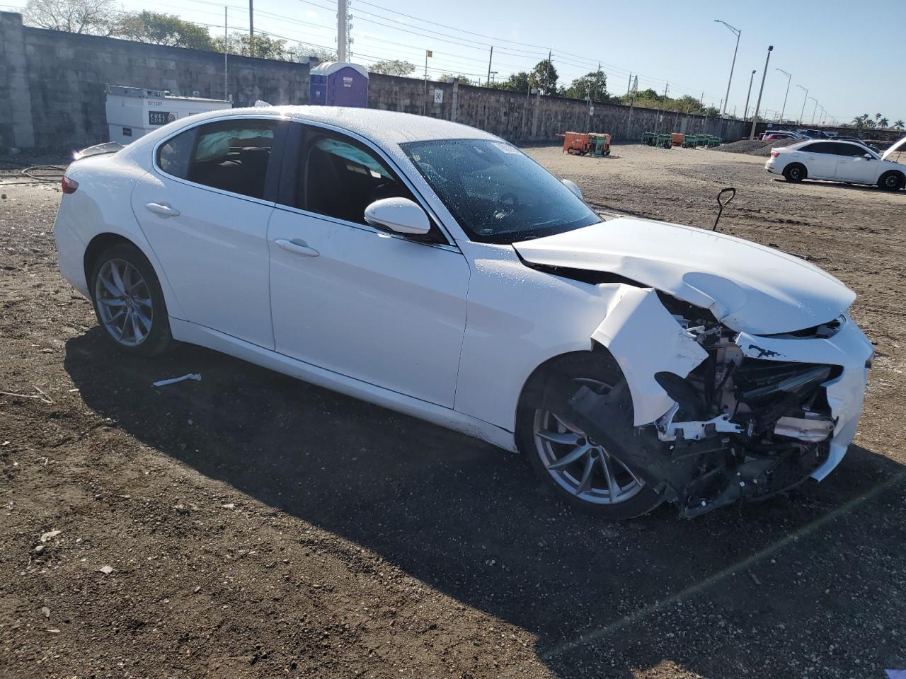 2017 ALFA ROMEO GIULIA Q4 - Фото 4