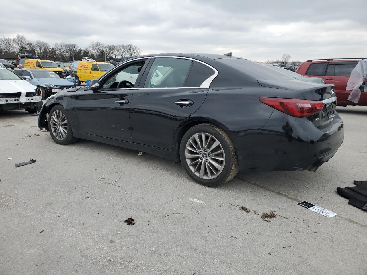 2018 INFINITI Q50 LUXE - Фото 2