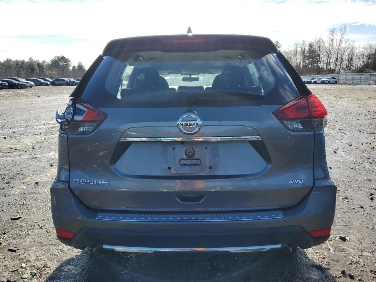 2017 NISSAN ROGUE S - Фото 6