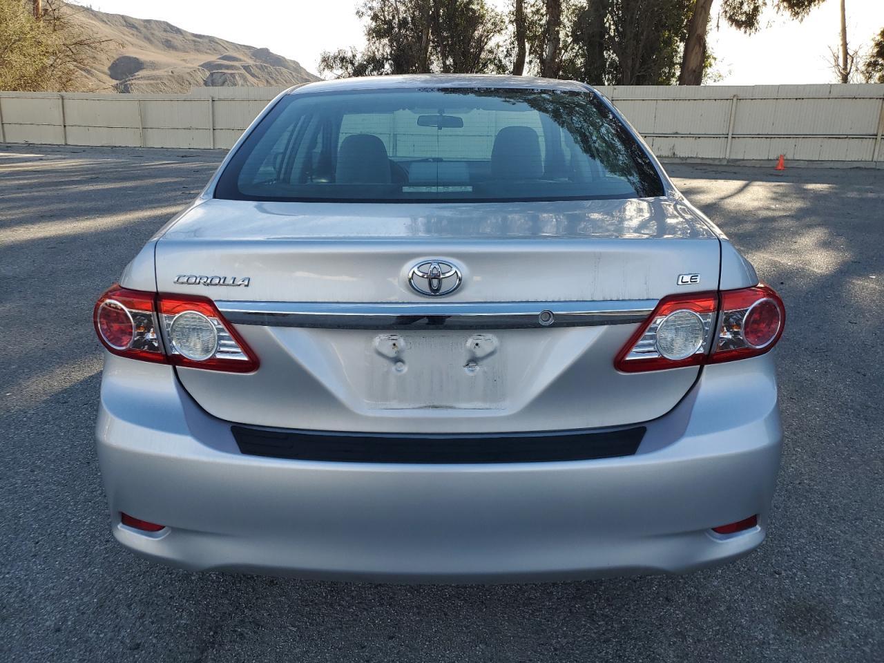 2013 TOYOTA COROLLA BA - Фото 6