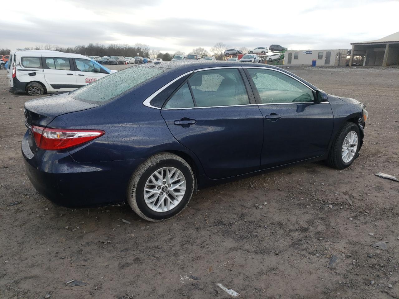 2017 TOYOTA CAMRY LE - Image 3