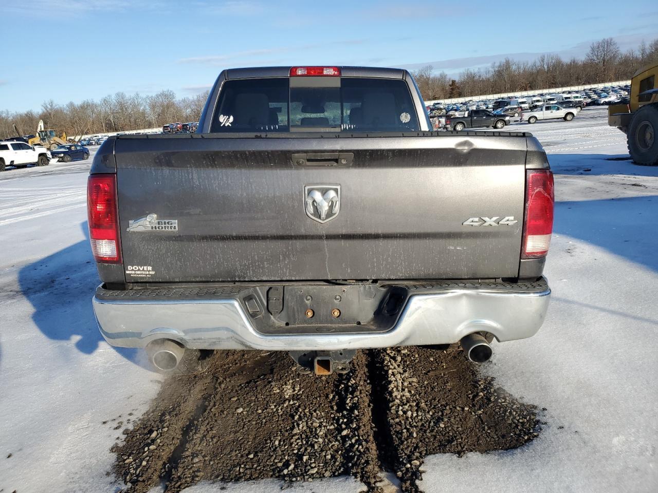 2015 RAM 1500 SLT - Image 6