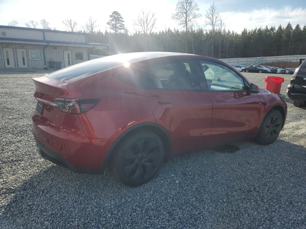 2024 TESLA MODEL Y - Фото 3