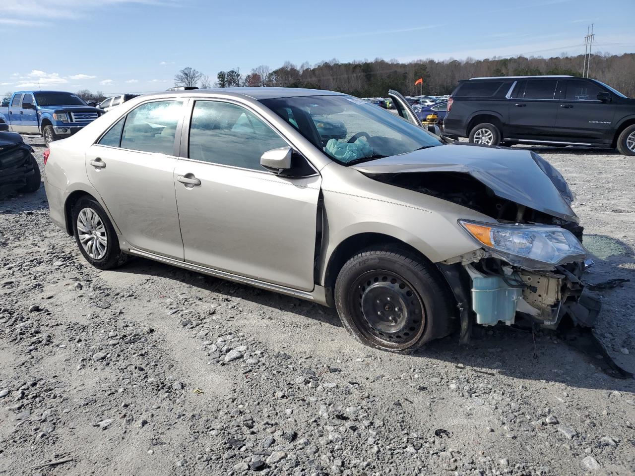 2013 TOYOTA CAMRY L - Image 4