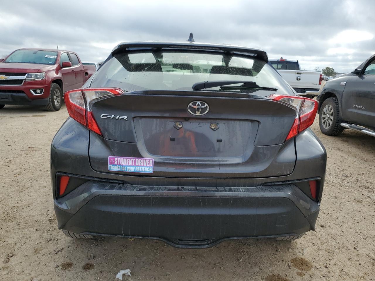 2019 TOYOTA C-HR XLE - Image 6