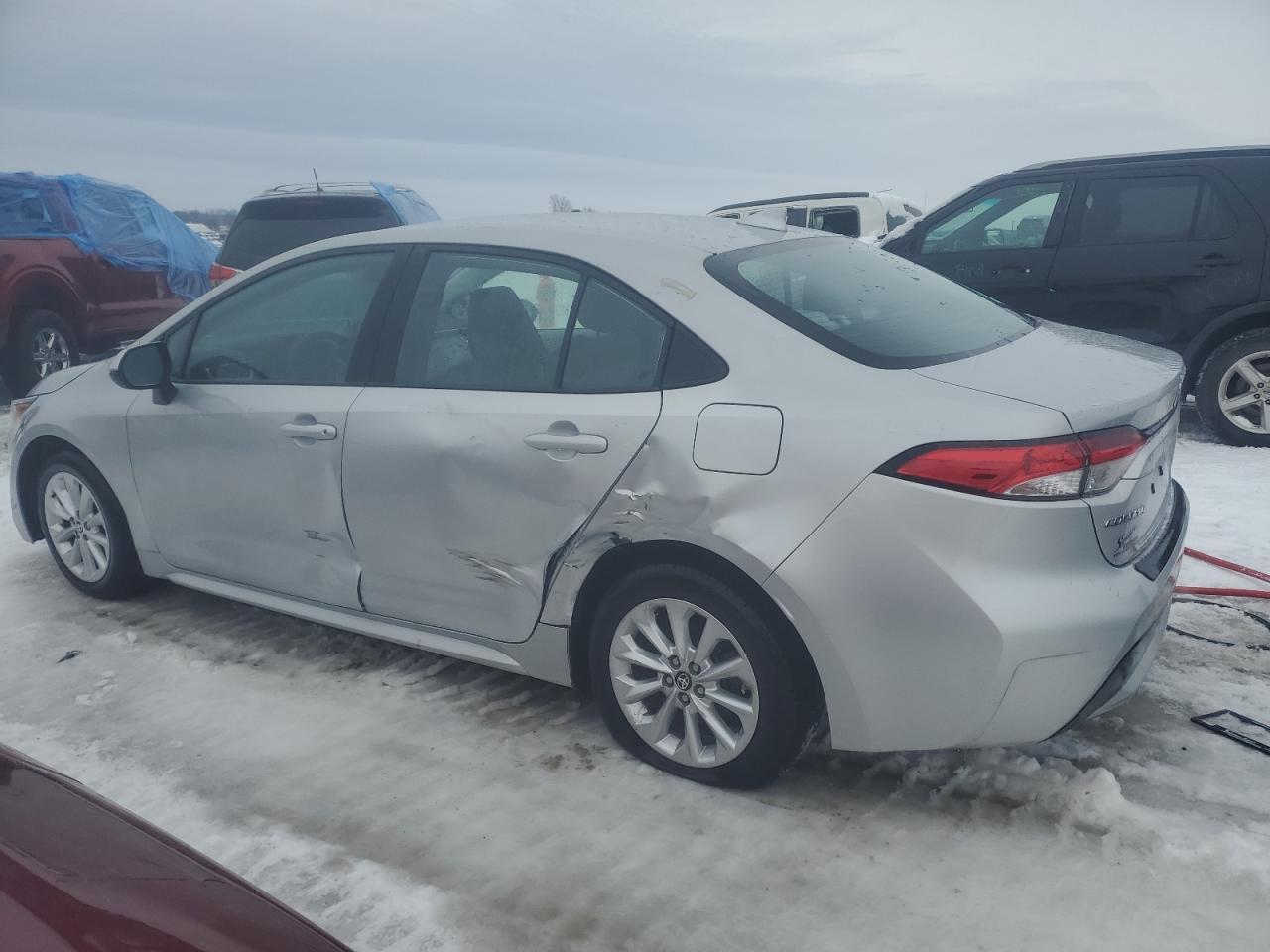 2020 TOYOTA COROLLA LE - Фото 2