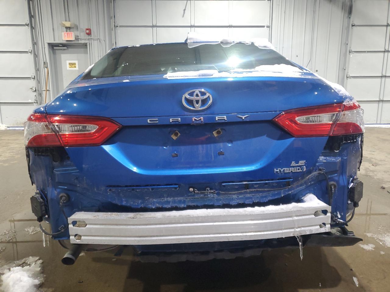 2019 TOYOTA CAMRY LE - Image 6