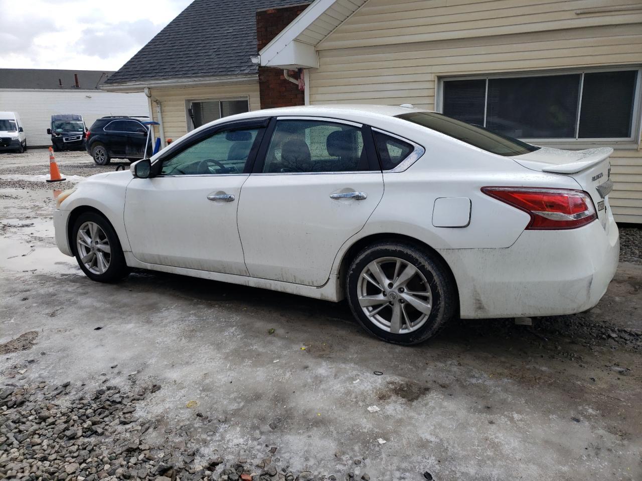 2013 NISSAN ALTIMA 2.5 - Image 2