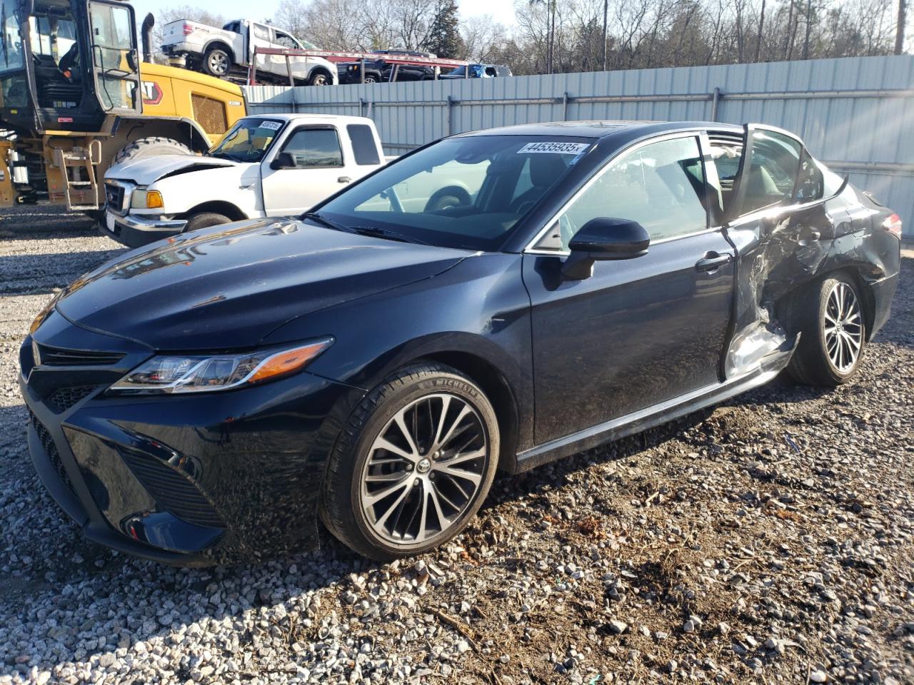 2019 TOYOTA CAMRY L