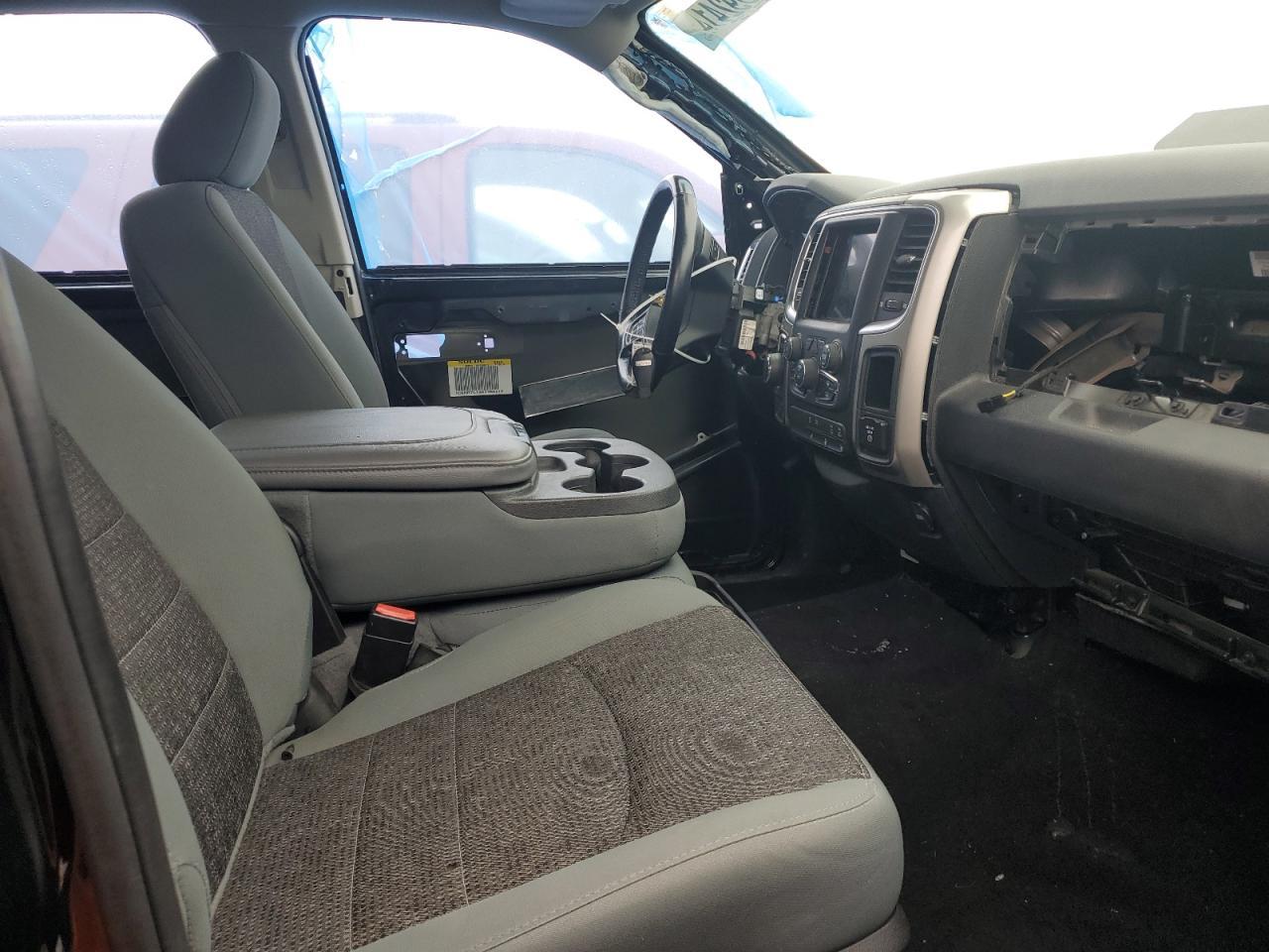 2019 RAM 1500 CLASS - Фото 7