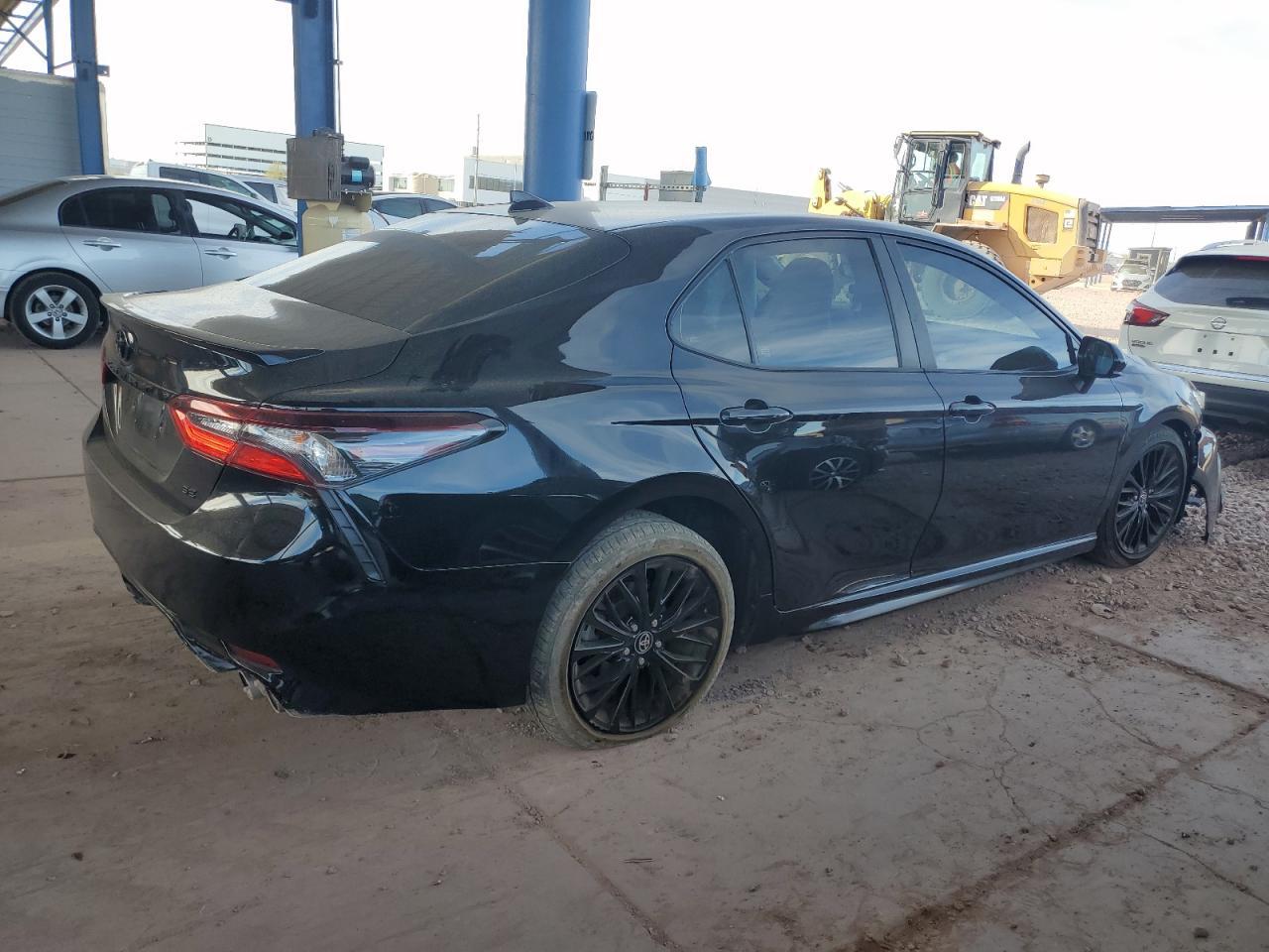 2021 TOYOTA CAMRY SE - Image 3